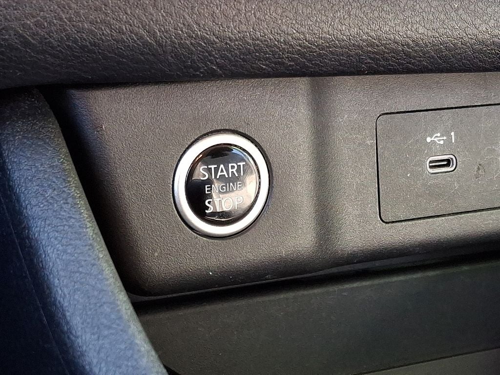 2022 Nissan Rogue S