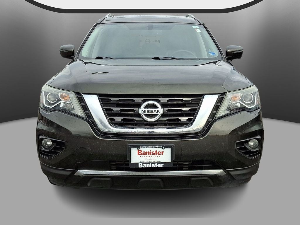 2017 Nissan Pathfinder SL