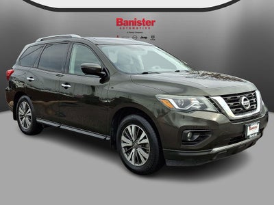 2017 Nissan Pathfinder SL