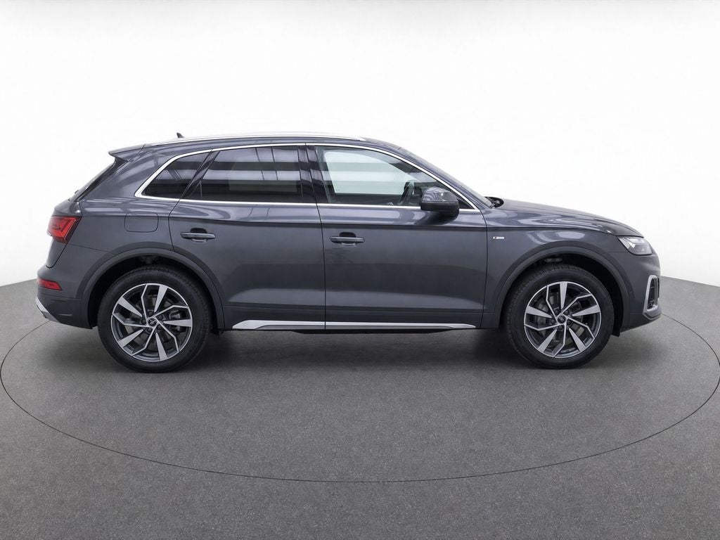 2023 Audi Q5 S line Premium