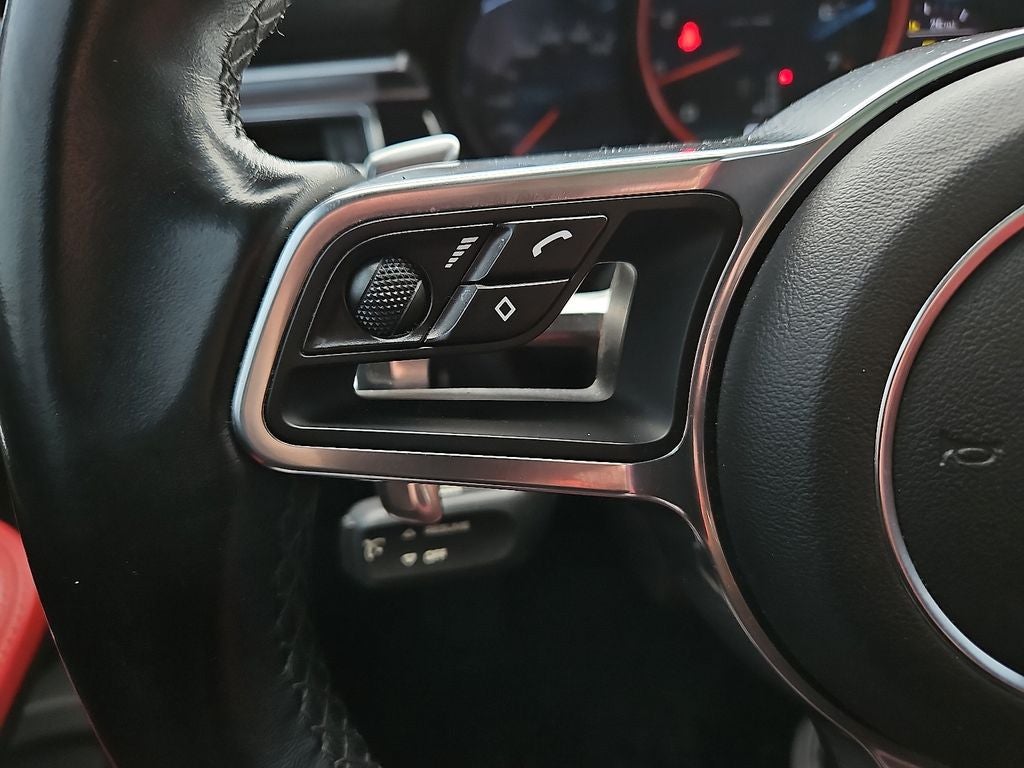 2018 Porsche Macan Base