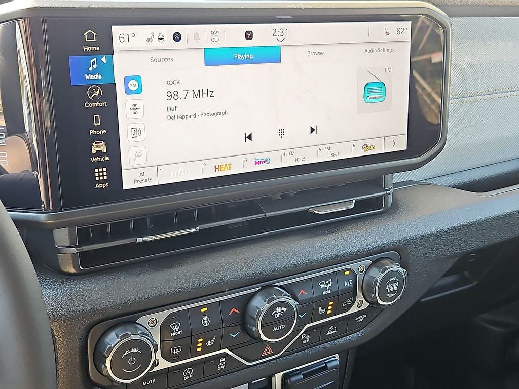 2025 Jeep Wrangler 4-Door Summit 4x4