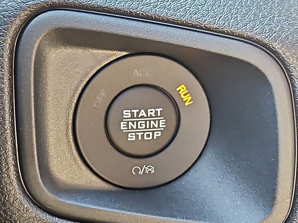 2025 Jeep Wrangler 4-Door Summit 4x4