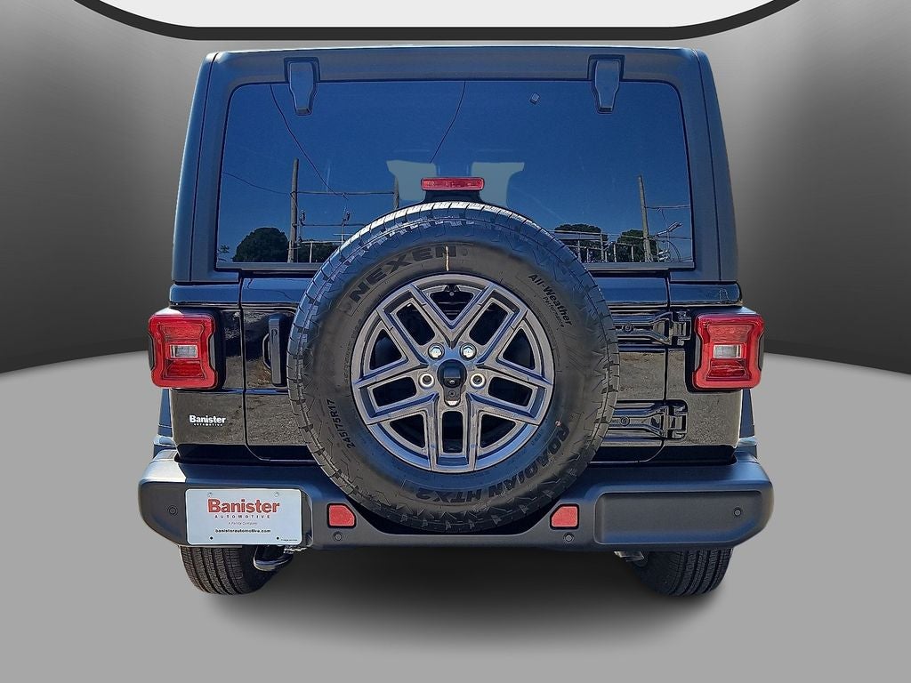 2025 Jeep Wrangler 4-Door Summit 4x4