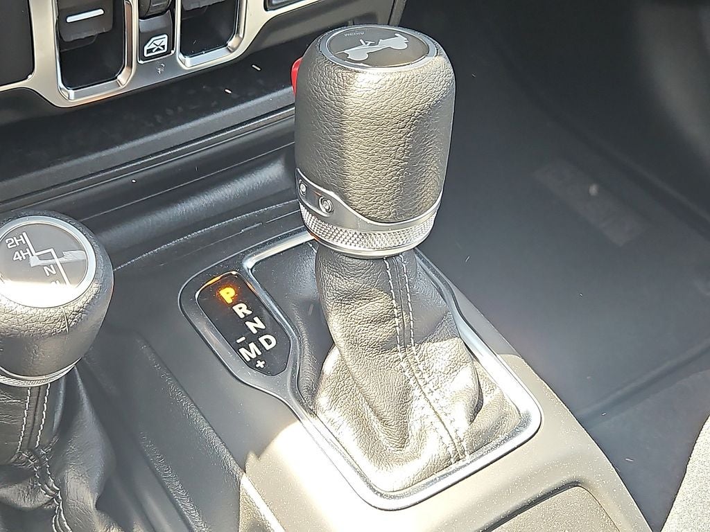 2025 Jeep Wrangler 4-Door Summit 4x4