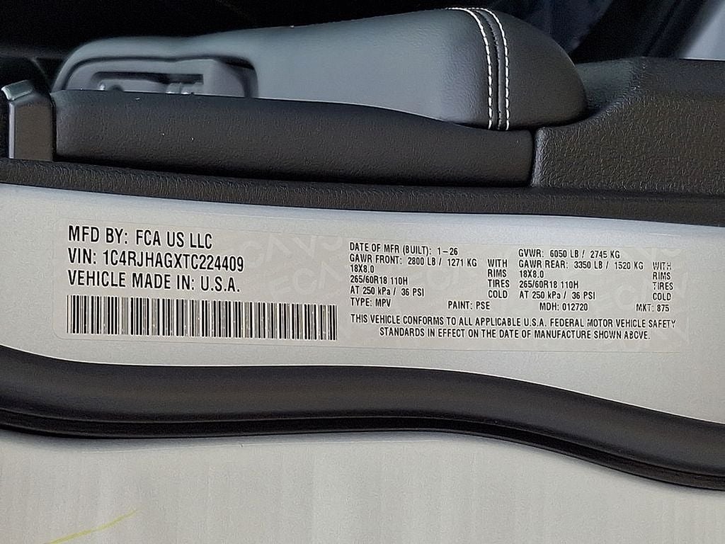 2026 Jeep Grand Cherokee Laredo