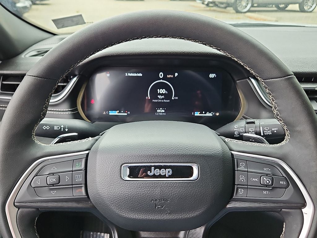 2025 Jeep Grand Cherokee L Altitude X 4x4