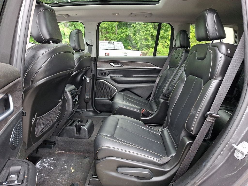 2022 Jeep Grand Cherokee L Limited 4x4