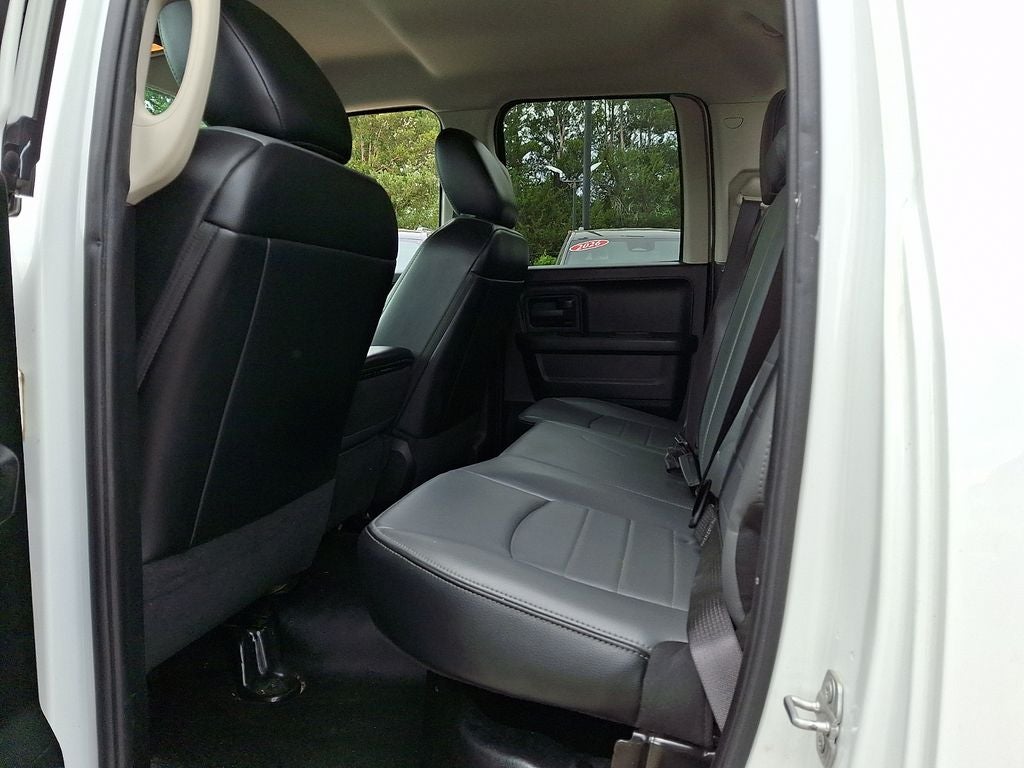 2021 RAM 1500 Classic Tradesman Quad Cab 4x2 6'4' Box