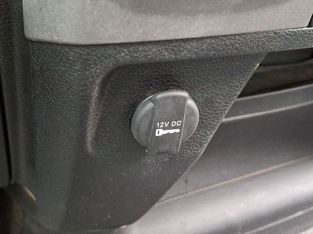 2021 RAM 1500 Classic Tradesman Quad Cab 4x2 6'4' Box