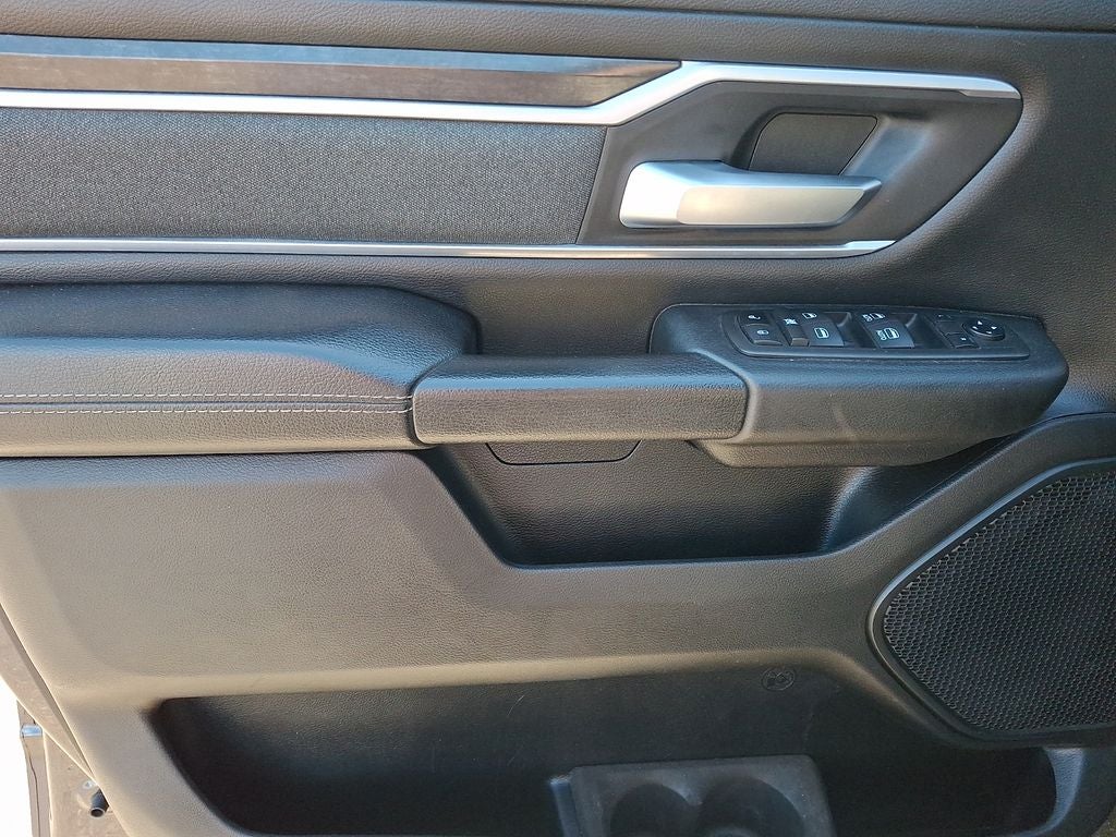 2021 RAM 1500 Big Horn Crew Cab 4x4 5'7' Box