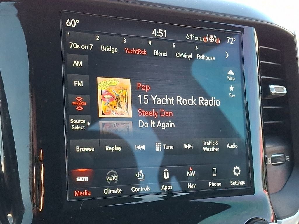 2021 RAM 1500 Big Horn Crew Cab 4x4 5'7' Box