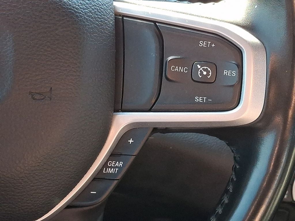 2021 RAM 1500 Big Horn Crew Cab 4x4 5'7' Box