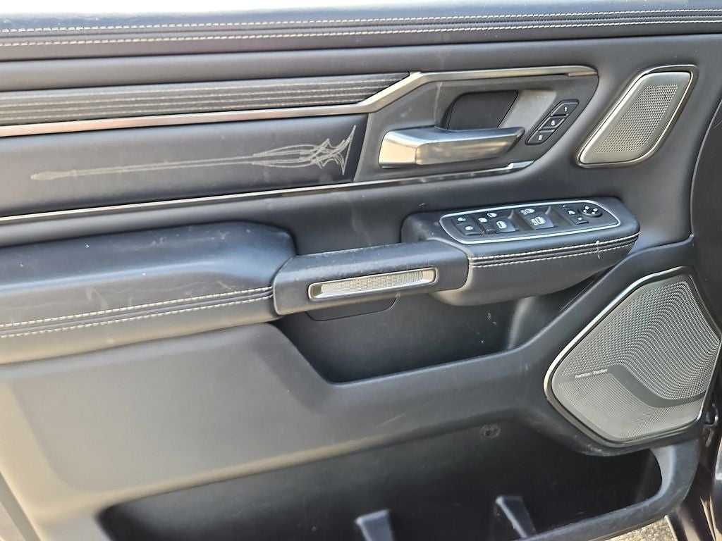2021 RAM 1500 Limited Crew Cab 4x4 5'7' Box