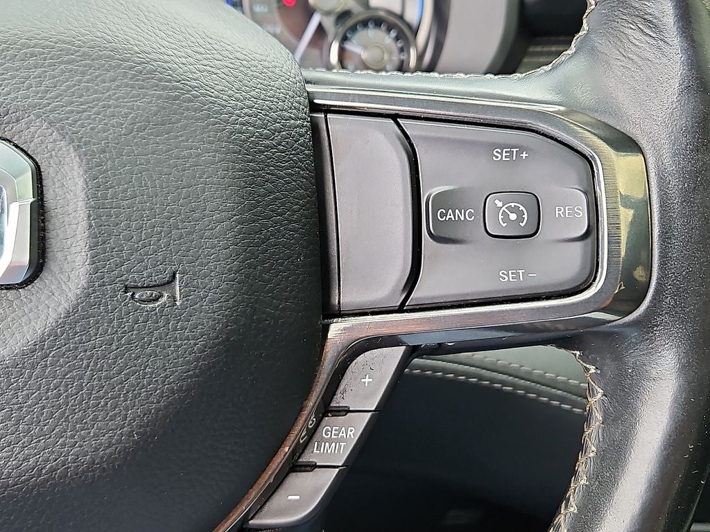 2020 RAM 1500 Limited Crew Cab 4x4 5'7' Box