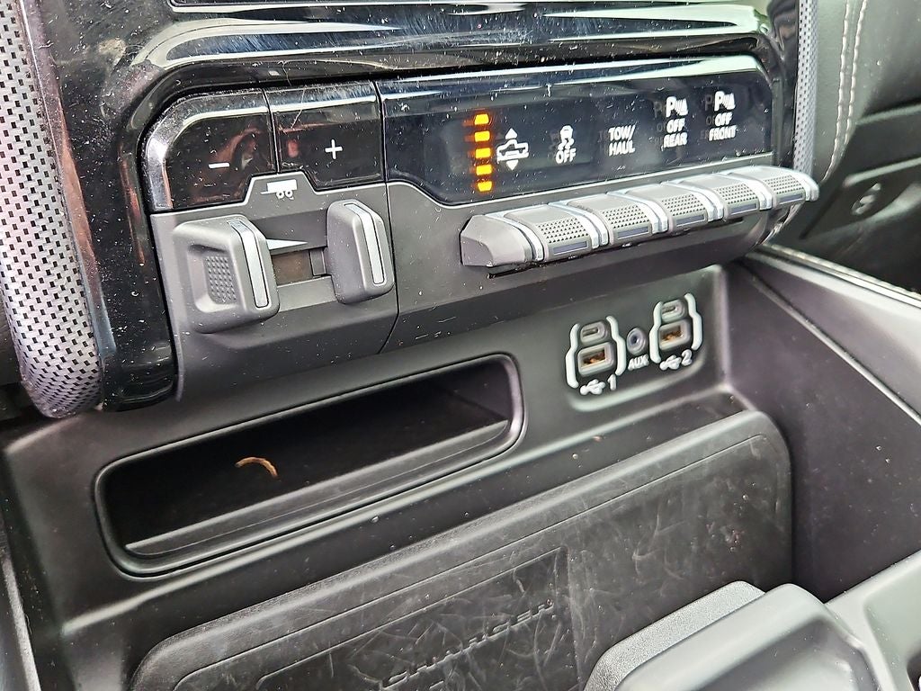 2020 RAM 1500 Limited Crew Cab 4x4 5'7' Box