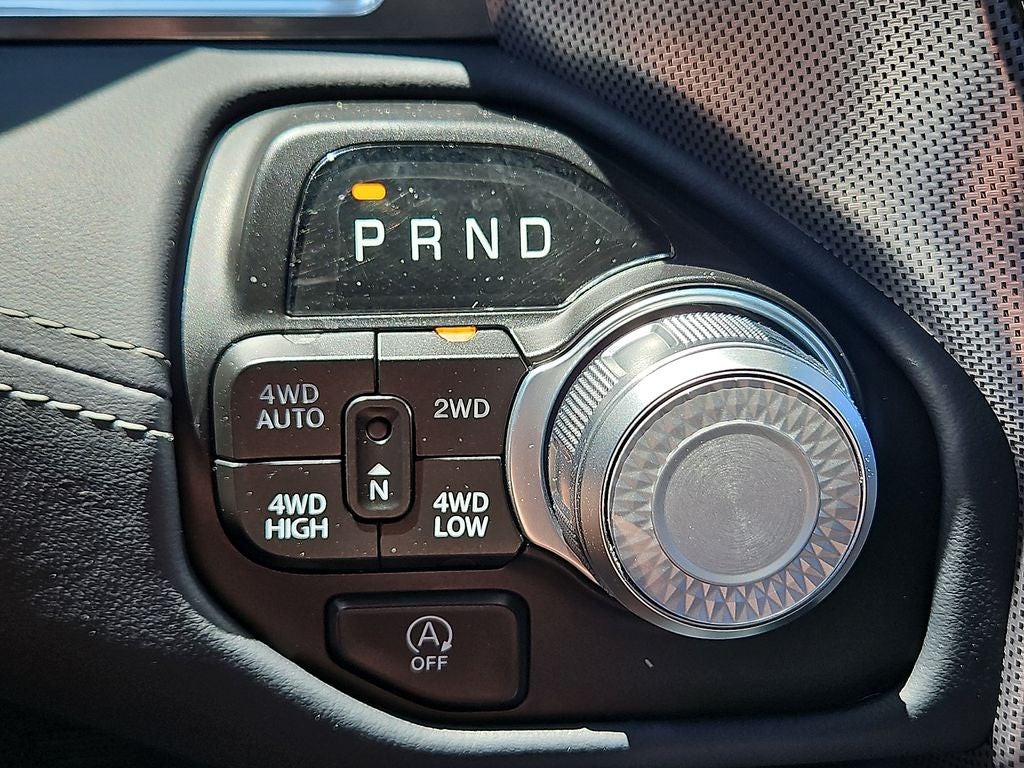2022 RAM 1500 Limited Crew Cab 4x4 5'7' Box