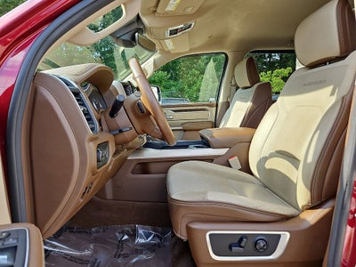 2021 RAM 1500 Laramie Crew Cab 4x4 5'7' Box