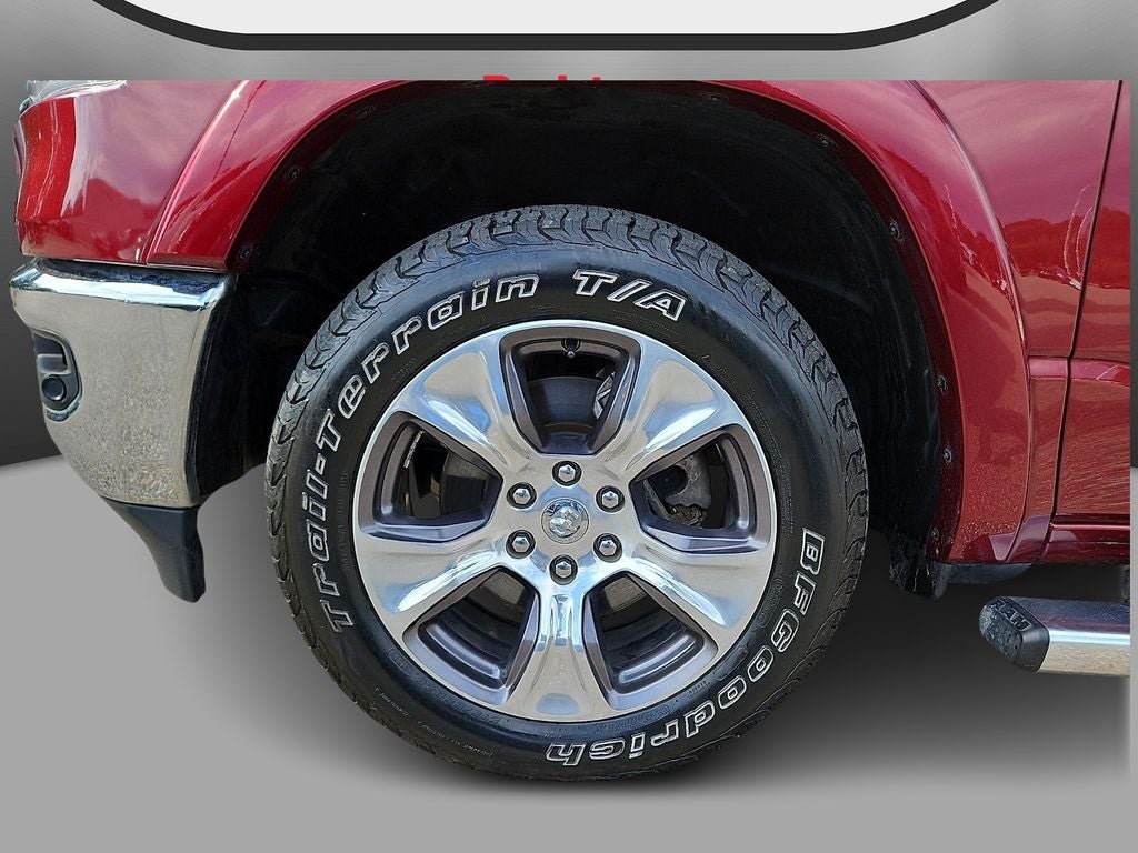 2021 RAM 1500 Laramie Crew Cab 4x4 5'7' Box