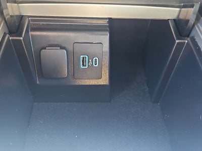 2022 Ford Explorer Base