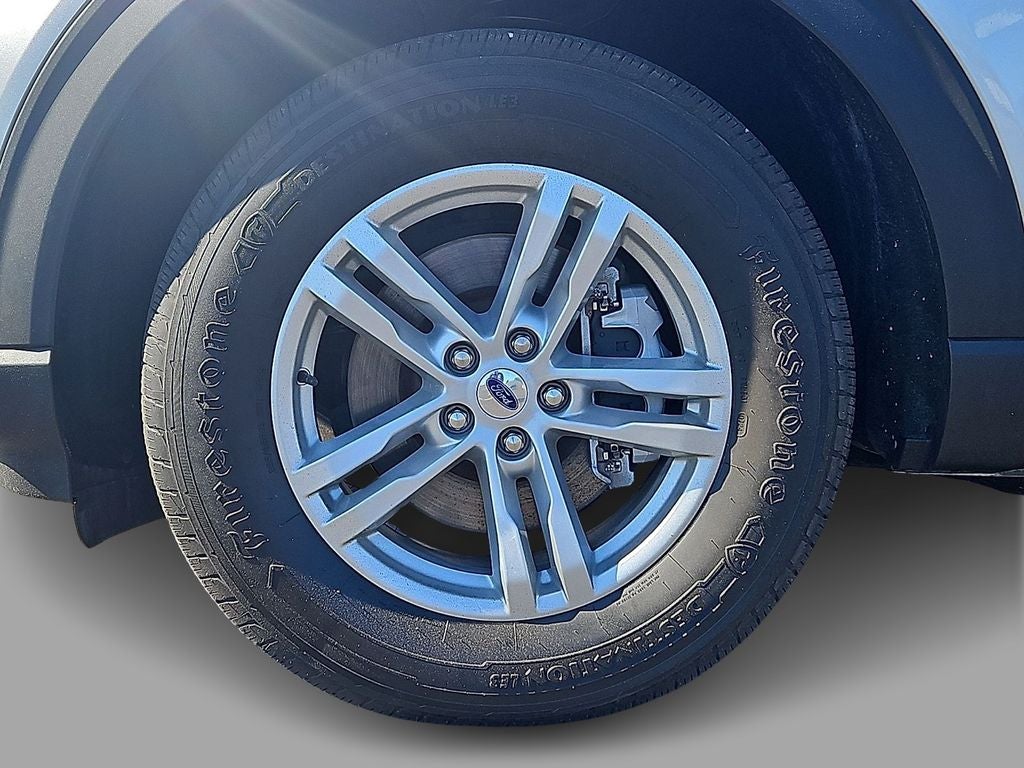 2022 Ford Explorer Base