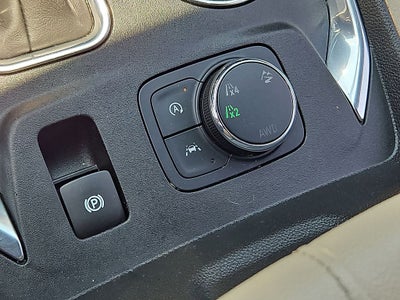 2023 Chevrolet Traverse AWD LS