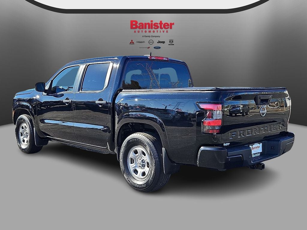 2022 Nissan Frontier Crew Cab S 4x2