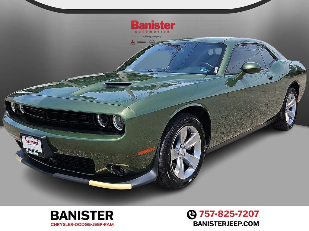2022 Dodge Challenger SXT