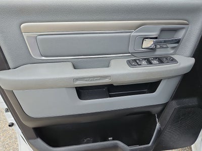 2017 RAM 1500 Big Horn Crew Cab 4x2 5'7' Box