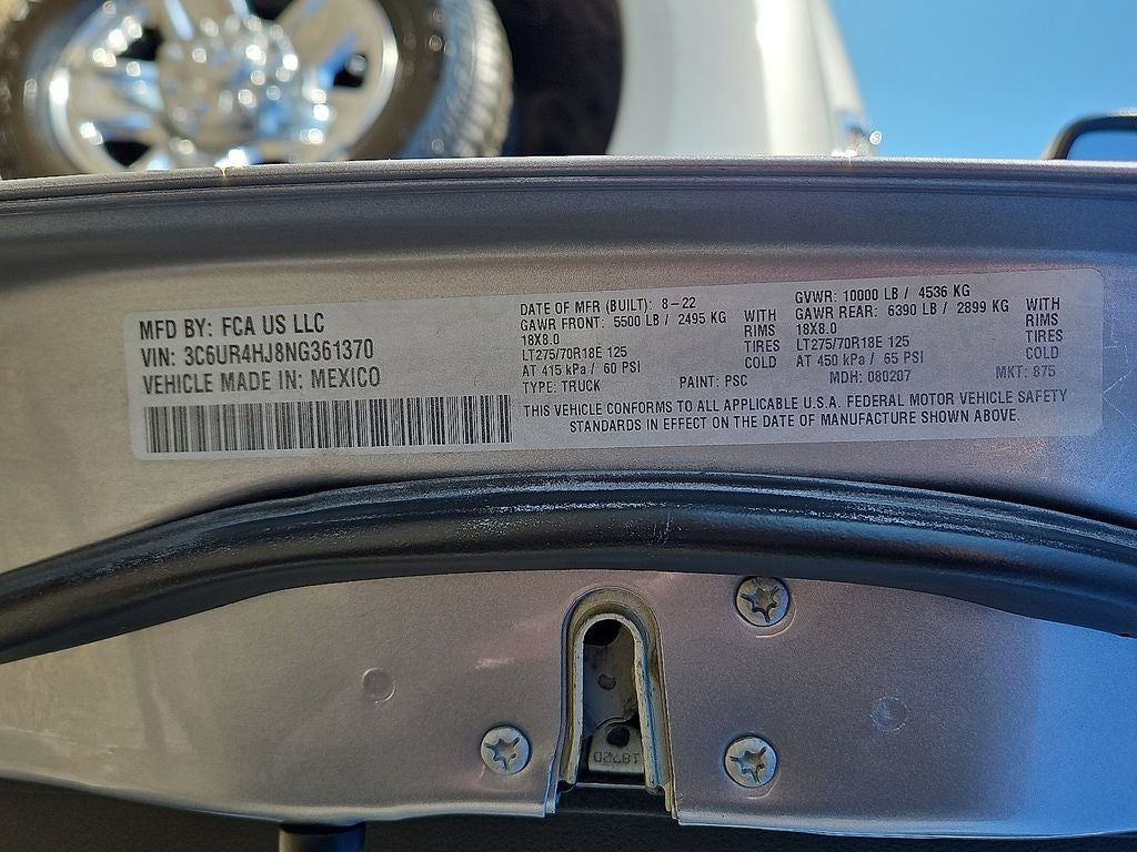 2022 RAM 2500 Tradesman Crew Cab 4x2 8' Box