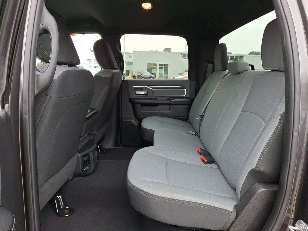 2021 RAM 2500 Big Horn Crew Cab 4x4 6'4' Box