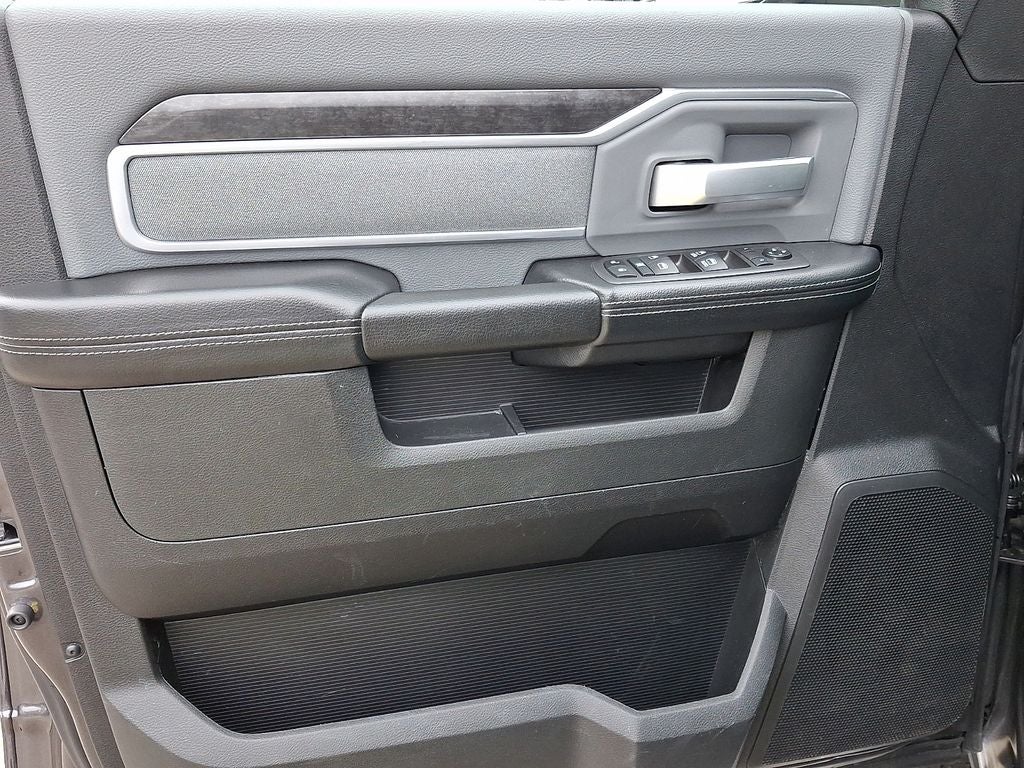 2021 RAM 2500 Big Horn Crew Cab 4x4 6'4' Box