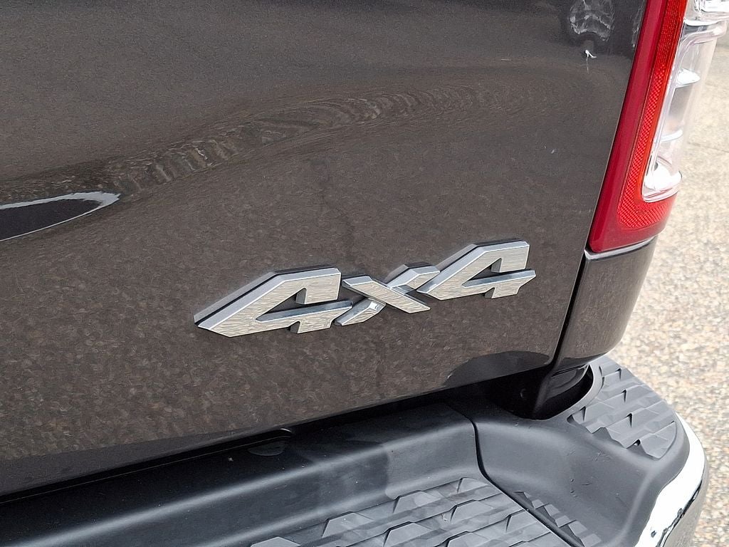 2021 RAM 2500 Big Horn Crew Cab 4x4 6'4' Box