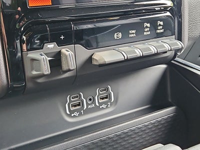 2023 RAM 2500 Laramie Crew Cab 4x4 6'4' Box