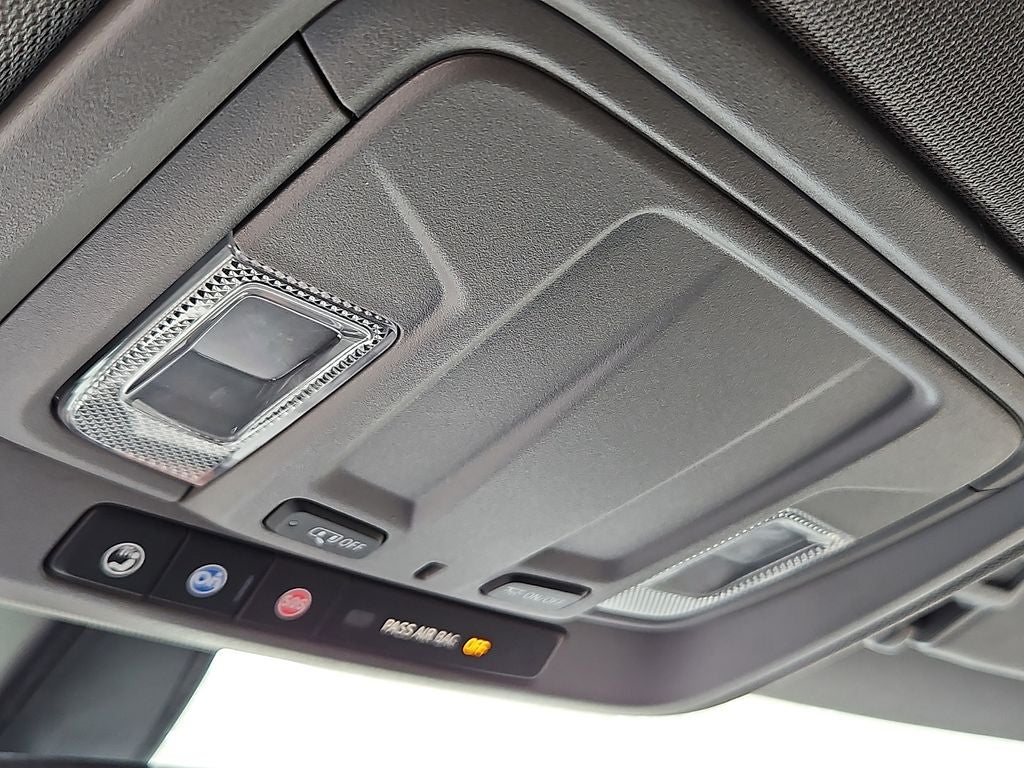 2020 Chevrolet Silverado 1500 2WD Crew Cab Short Bed RST
