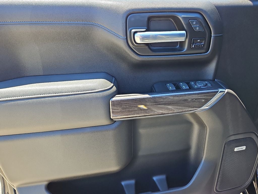 2020 Chevrolet Silverado 1500 2WD Crew Cab Short Bed LTZ