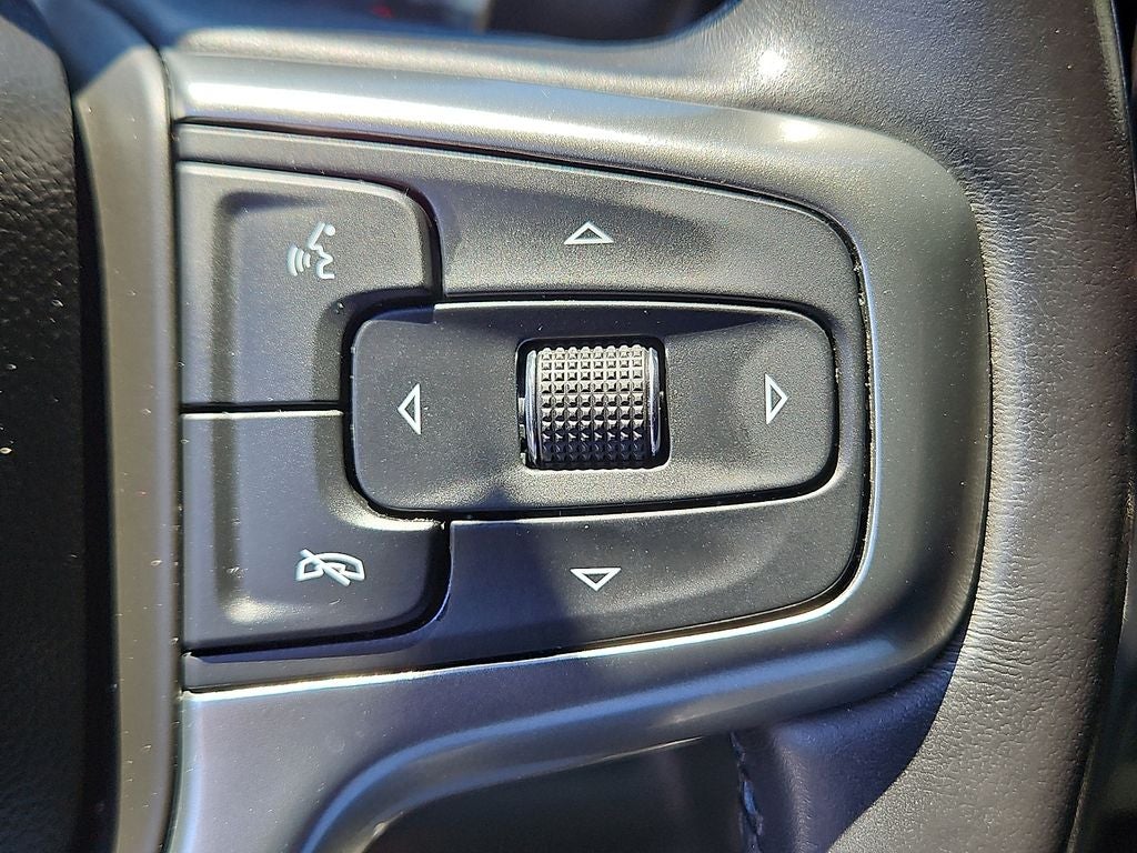 2020 Chevrolet Silverado 1500 2WD Crew Cab Short Bed LTZ