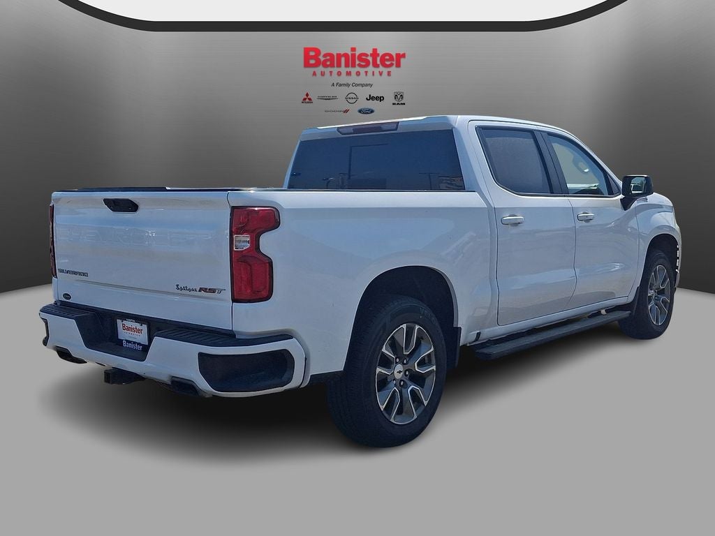 2021 Chevrolet Silverado 1500 4WD Crew Cab Short Bed RST