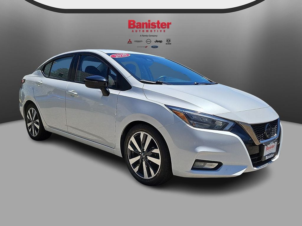 2020 Nissan Versa SR Xtronic CVT
