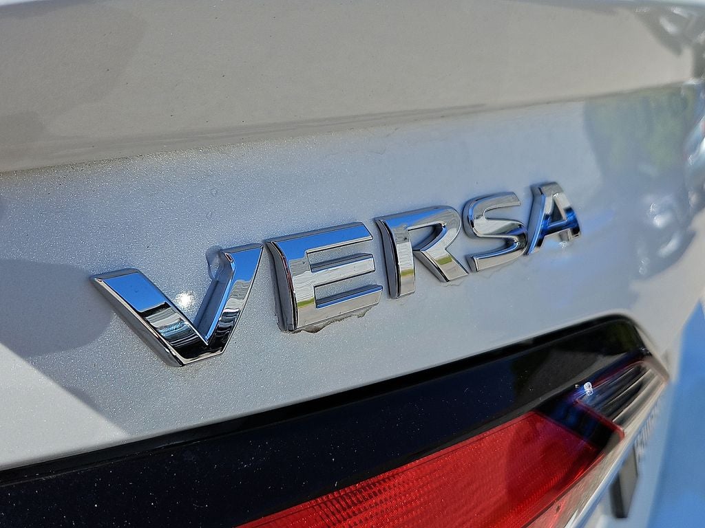 2020 Nissan Versa SR Xtronic CVT
