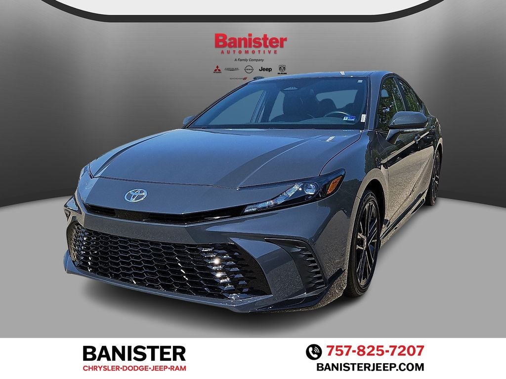 2025 Toyota Camry SE