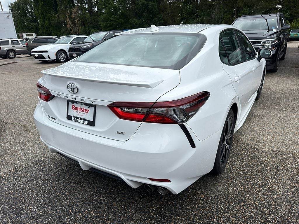 2023 Toyota Camry SE