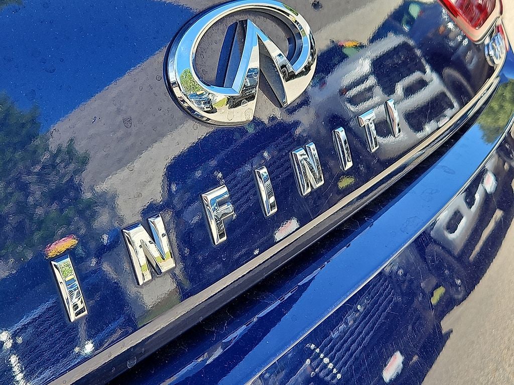 2021 INFINITI Q60 LUXE