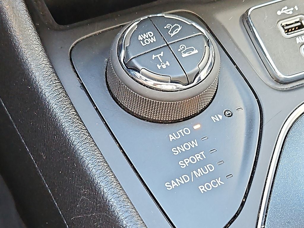 2021 Jeep Cherokee Trailhawk