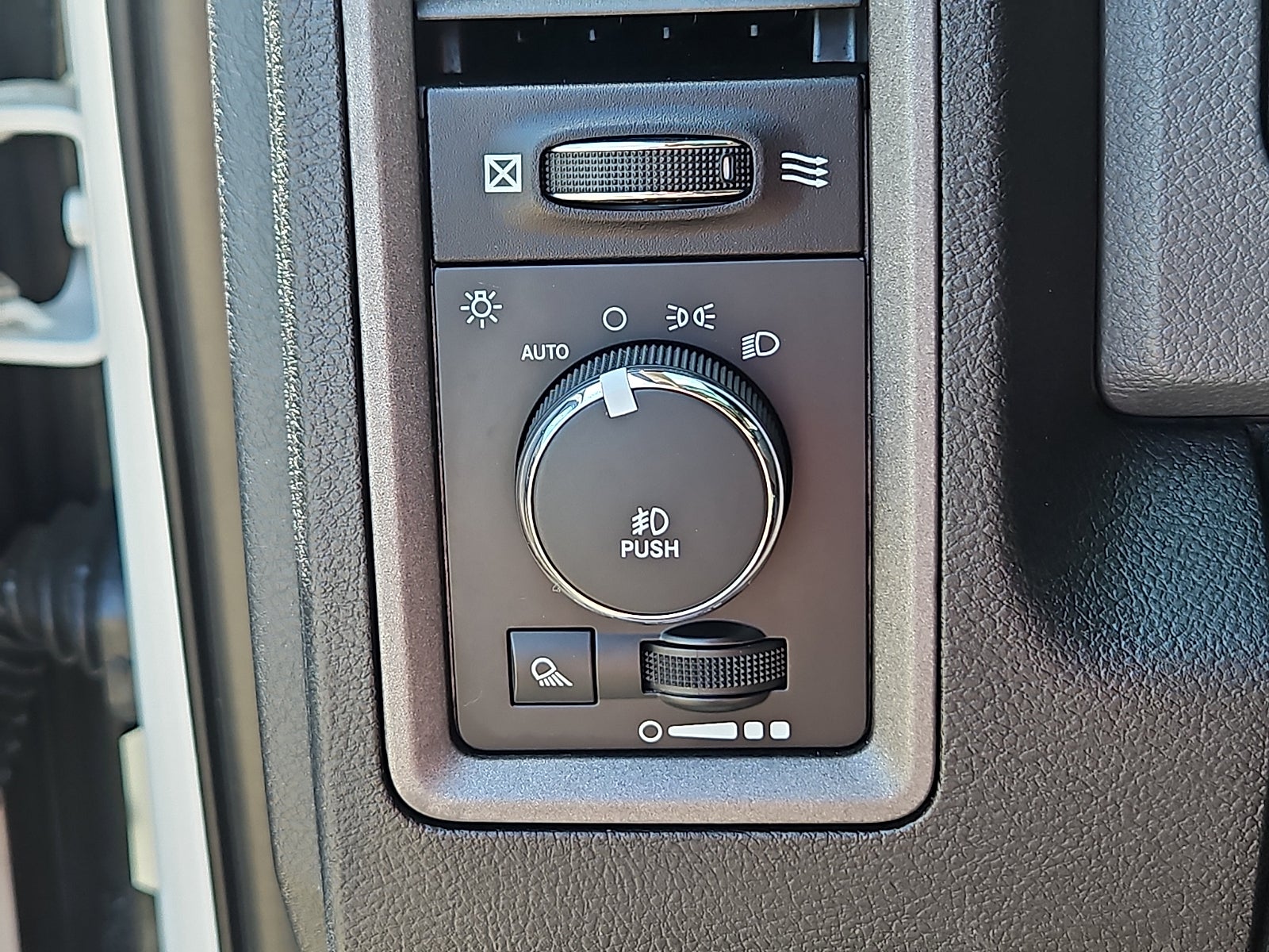 2016 RAM 1500 Express