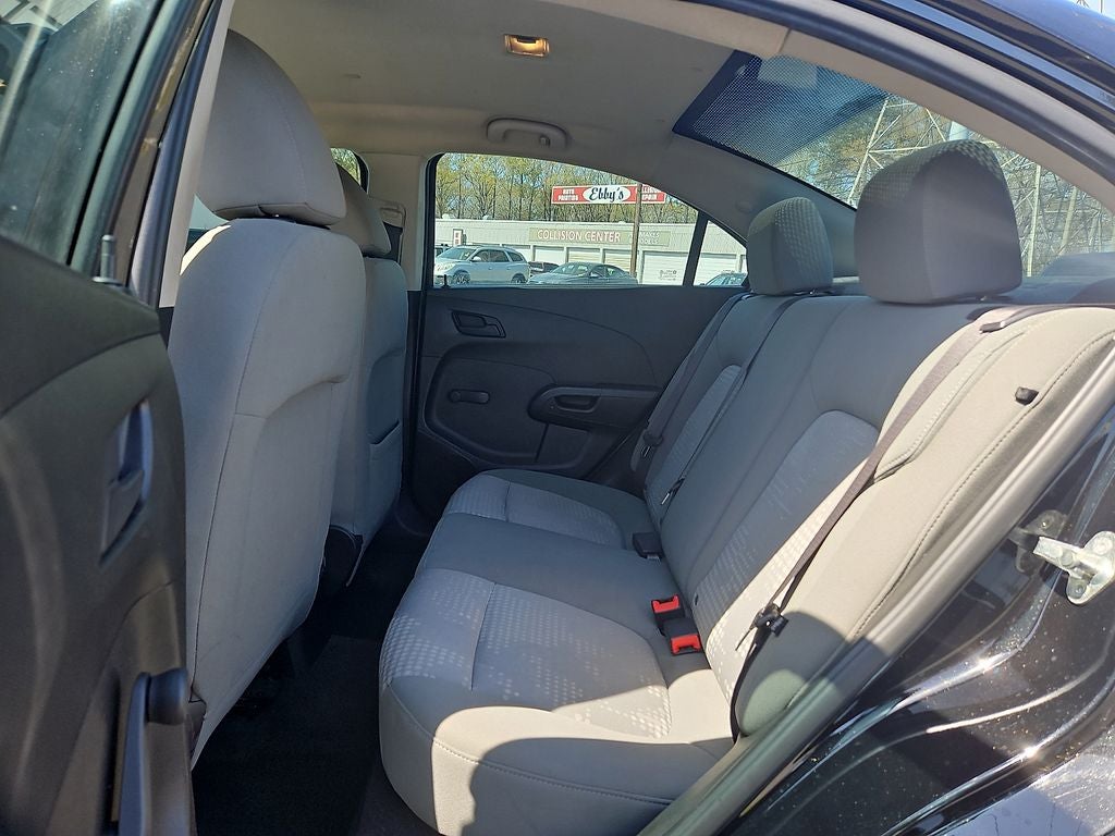 2019 Chevrolet Sonic LS