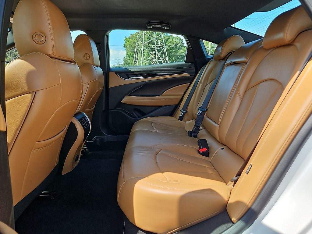 2018 Buick LaCrosse Essence