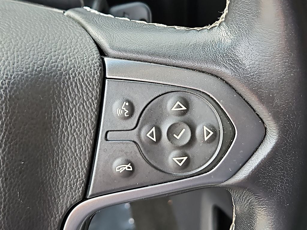2016 Chevrolet Suburban LS - Photo 22