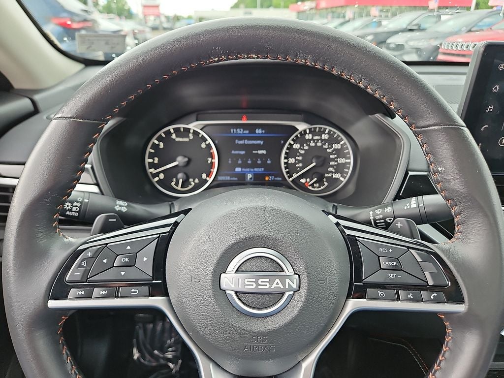 2025 Nissan Altima SR