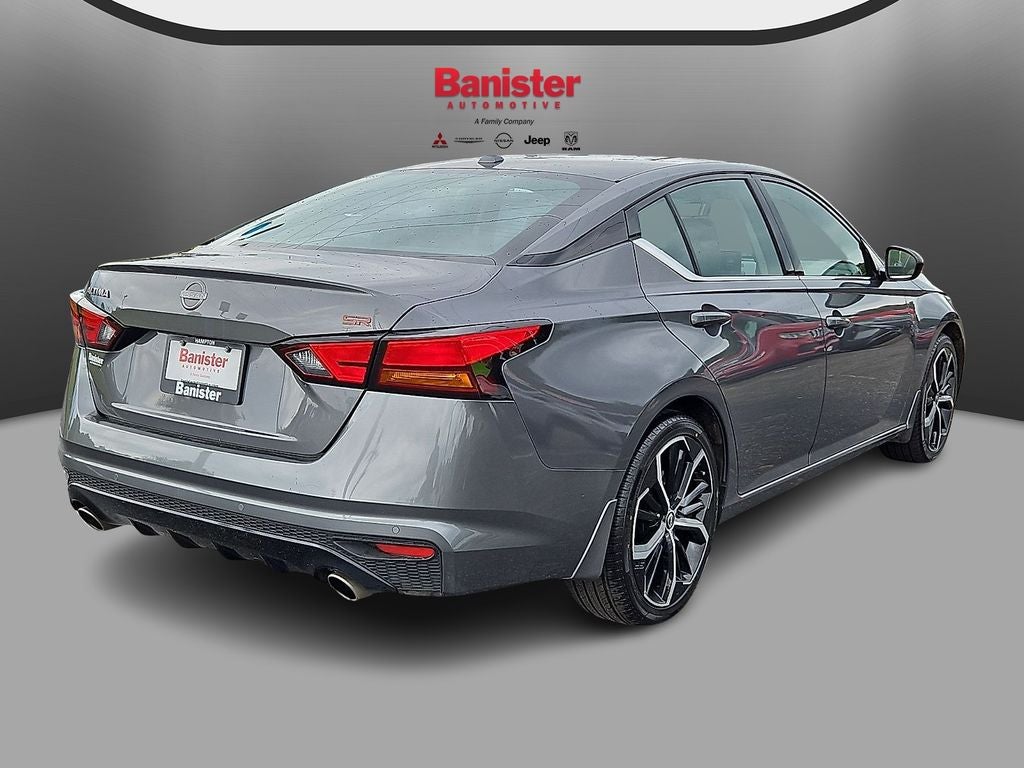 2025 Nissan Altima SR